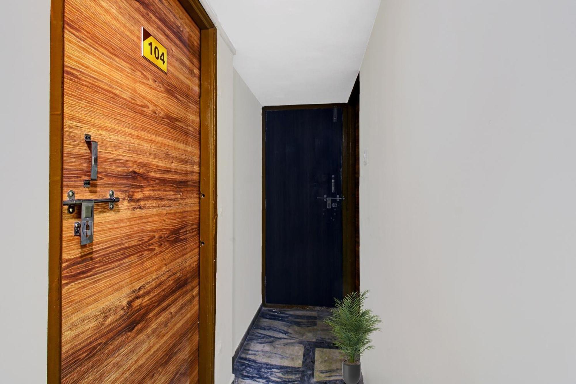 Hotel O Gopika Stay Inn Nagpur Bagian luar foto